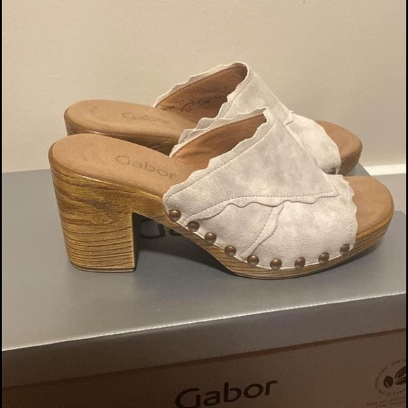 Leather platform - Picture 3 of 3